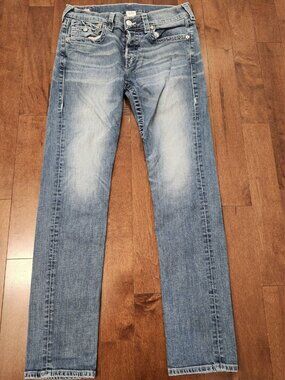 True Religion Zach women's blue jeans in size 32